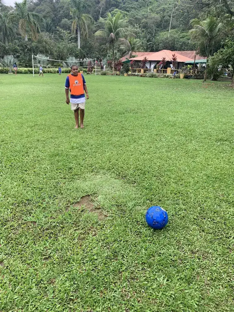 Atividade da ONG Recomeçando em Rocha Miranda