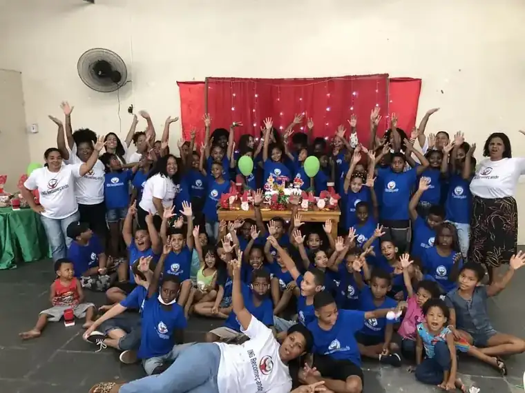 Atividade da ONG Recomeçando em Rocha Miranda