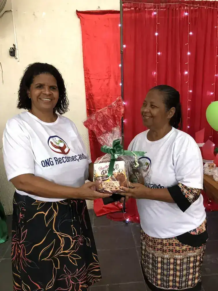 Atividade da ONG Recomeçando em Rocha Miranda