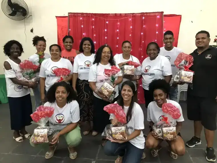 Atividade da ONG Recomeçando em Rocha Miranda